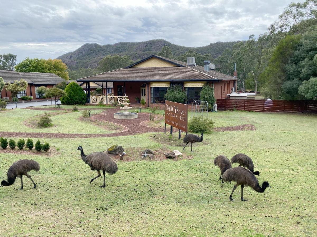 Country Plaza Halls Gap Motel Exterior photo